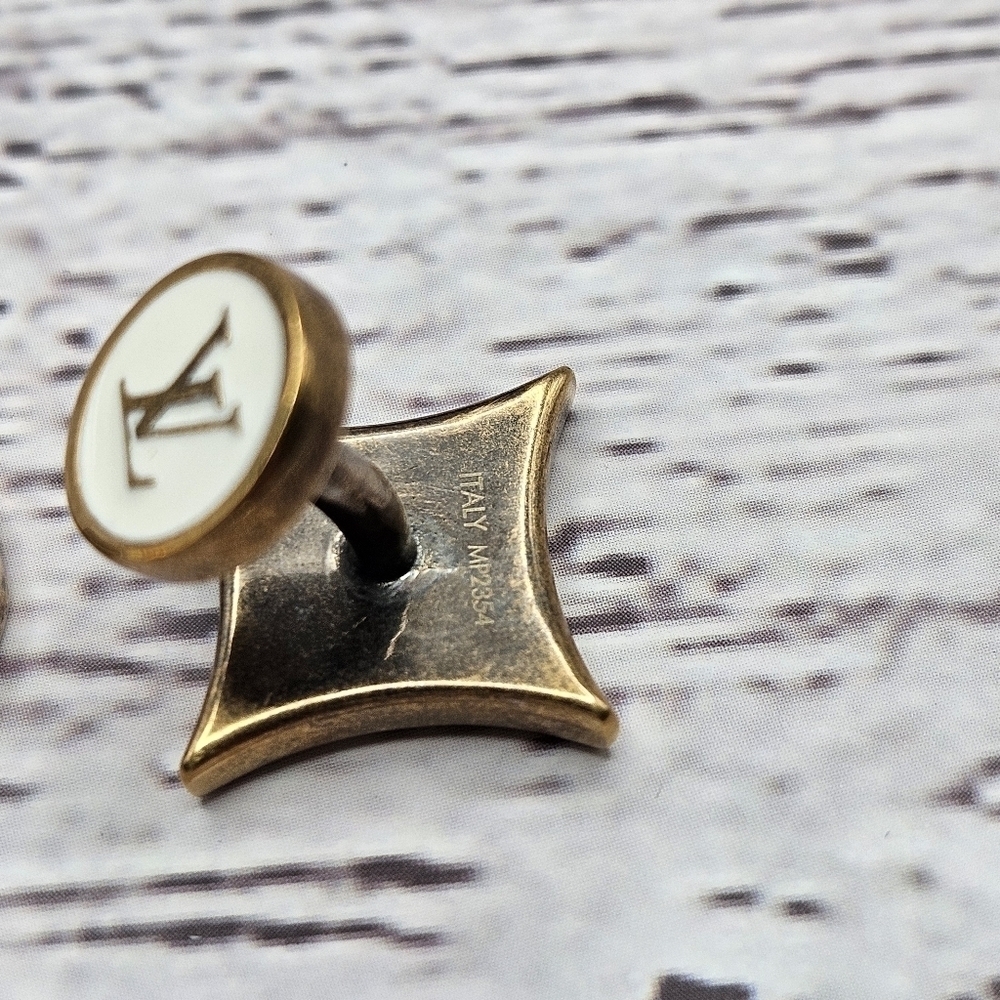 Louis Vuitton Cuff Link set with Damier Ebene Case - Picture 7 of 9